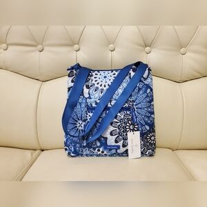 NWT medium Vera Bradley crossbody bag in blue and white canvas